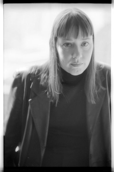 Suzanne Vega :: shutter noise